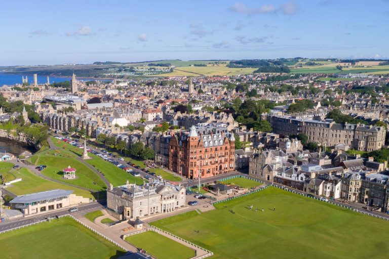 Activities and sightseeing in Glasgow neighborhood and further afield - Golf, university, cathedral, beaches, distilleries - St. Andrews, Soctland