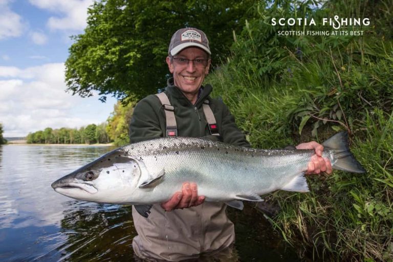 Activities to do in Scotland - Fishing with Carbeth Fishery, Woodburn Trout Fishery - Escape to holiday rental in Milngavie, Glasgow