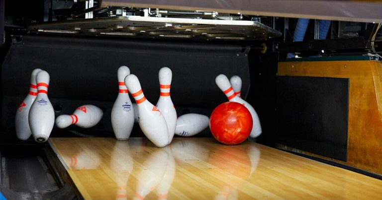 Bowling activities to do while vacation in Scotland - Near the Large garden villa at Pleasant Hill Scotland, Milngavie