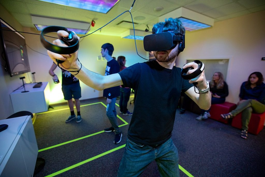 Interactive Virtual Reality Gaming