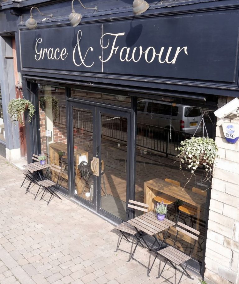 nearby restaurant to visit while enjoying your stay at pleasant hill