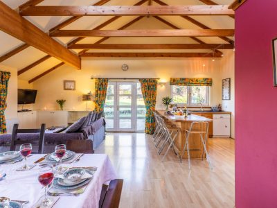 Large rental villa in Glasgow, Scotland - Ideal for Family gatherings and reunion