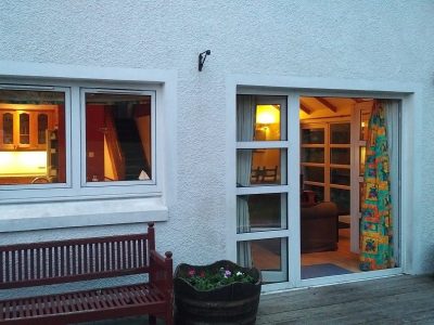 the warm glow of the sunset view of glasgow awaits you at the pleasant hill scotland
